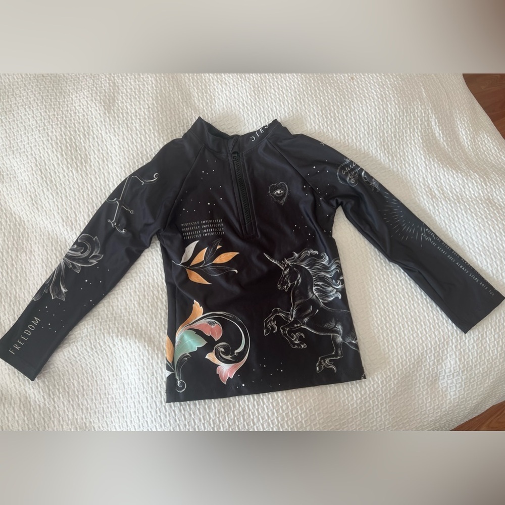 AGUA BENDITA BOYS RASHGUARD NOAH MARE NWT